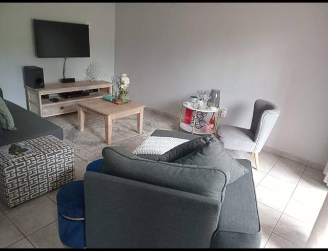 3 BEDROOM PROPERTY TO RENT IN MEER EN SEE